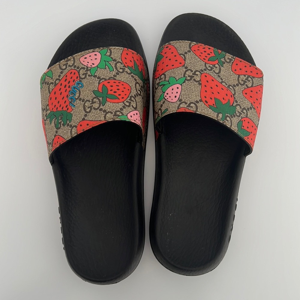 Used Gucci floral slides